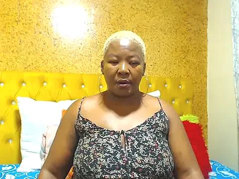 Hugecurcyass on StripChat