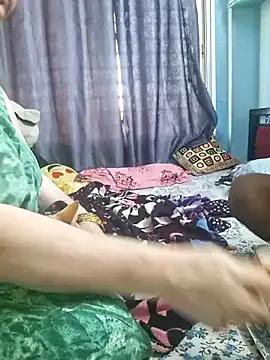 Indian_Coupl3 on StripChat