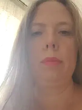 Irina3718 on StripChat 