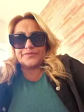 StripChat Isabellaa04 is Freechat Isabellaa04 — Tits krem