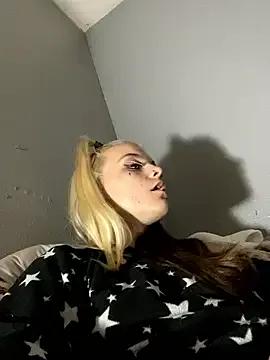 Freechat ittybittymeryssa on StripChat