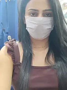 Ivymybae — Striptease and shower