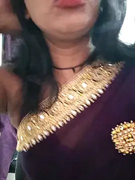 Freechat Janu-hasena on StripChat