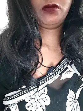 Freechat Janu-hasena on StripChat