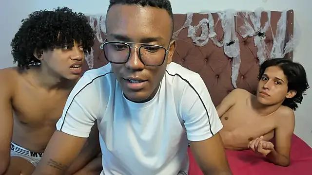 Freechat jony_honey on StripChat