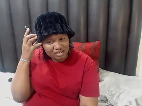 Freechat JUICEYLIPS333 on StripChat