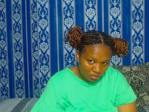 Freechat JUICEYLIPS333 on StripChat