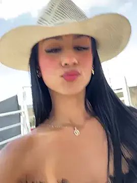 Freechat Juliana_Xander on StripChat