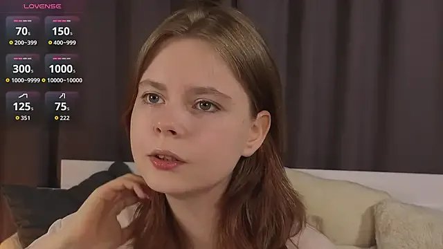 Freechat JulietteRain on StripChat