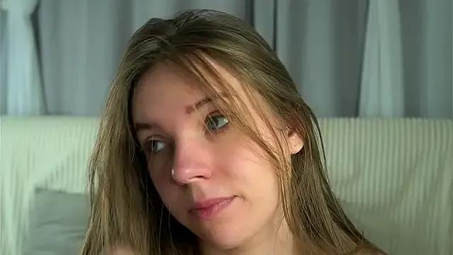 Freechat KarriBrownd on StripChat