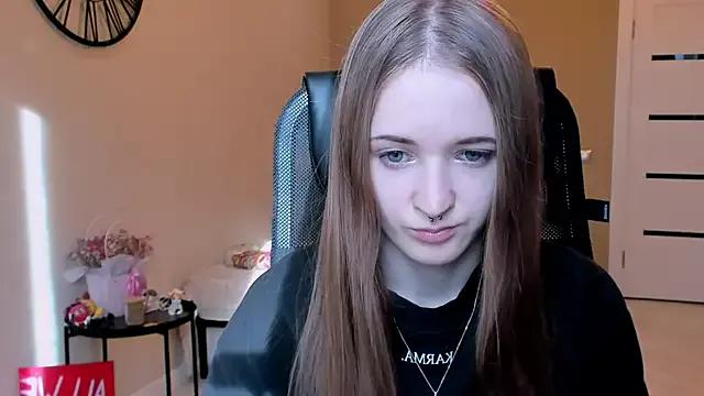 KateKayer — lips teasing