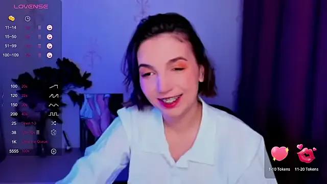 Freechat KindHazelHere_ on StripChat