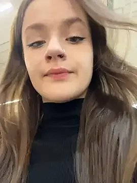 KittyQueeny on StripChat 