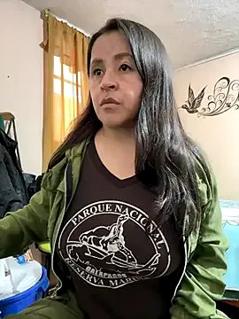 Freechat latinfemale on StripChat