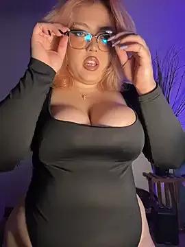 LaylaCupid — tit job no bra