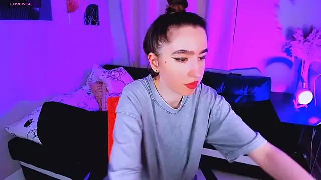 Lily_xBabe on StripChat 