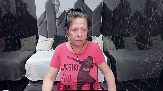 Private LindaPassionate on StripChat