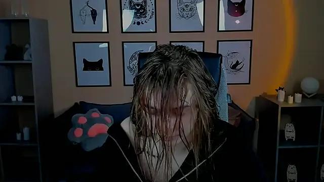 Freechat LisaMitchell on StripChat