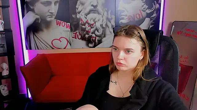 Freechat LisaMitchell on StripChat