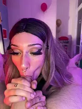 Freechat littlewitchxoxo on StripChat