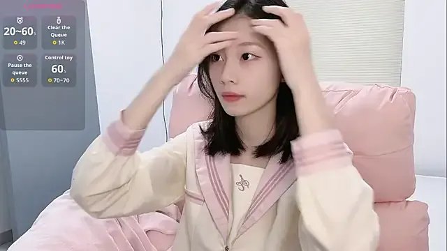 lris-Beauty on StripChat