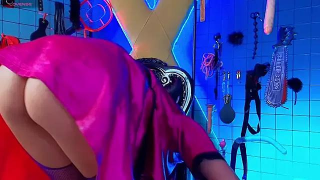 StripChat lucy_queensss is Freechat lucy_queensss — hot wax in bobs