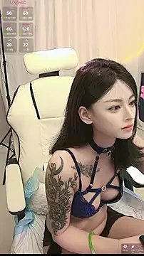 Freechat lulu5211 on StripChat