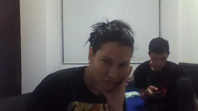 Freechat luxandracon23 on StripChat