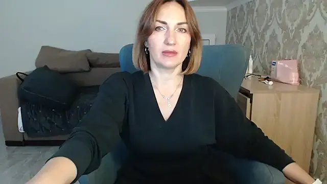 Freechat Mallinia on StripChat