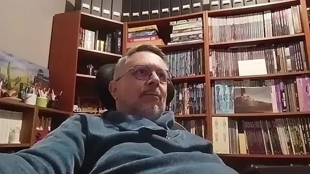 Mandra_is_a_whore on StripChat