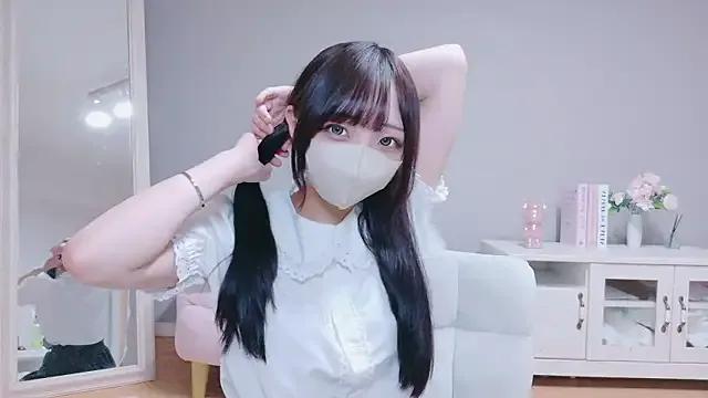 Group Mashiro-chan on StripChat