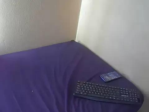 Freechat maskedjezebelbaddie on StripChat