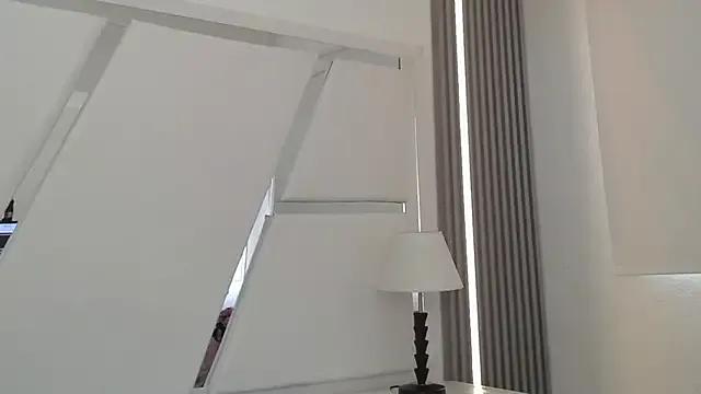 Mia_garcia28 on StripChat