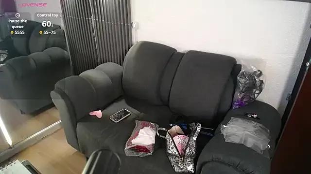 Mia_garcia28 on StripChat