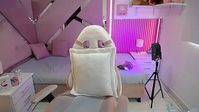 Mia_garcia28 on StripChat