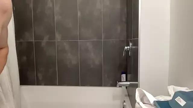 Freechat mightgogay on StripChat