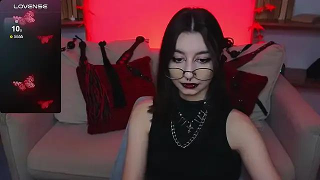 Freechat Mistress__Marcelline on StripChat