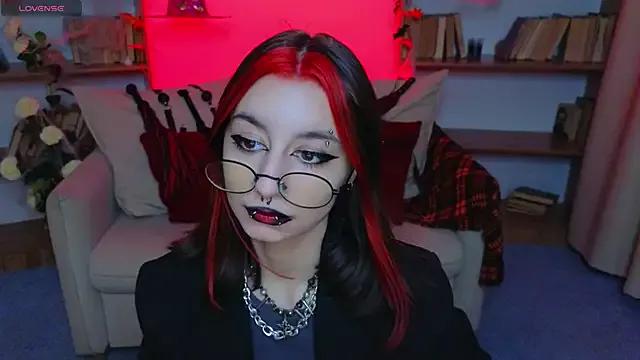 Freechat Mistress__Marcelline on StripChat