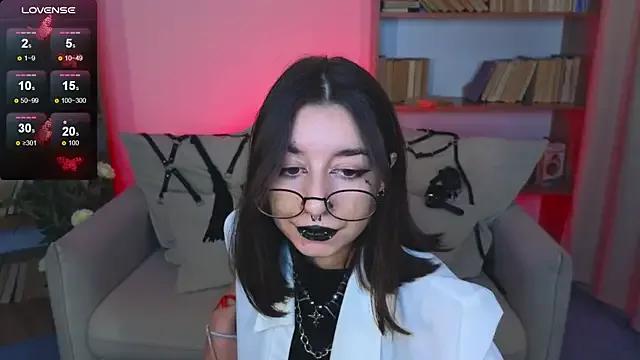 Freechat Mistress__Marcelline on StripChat