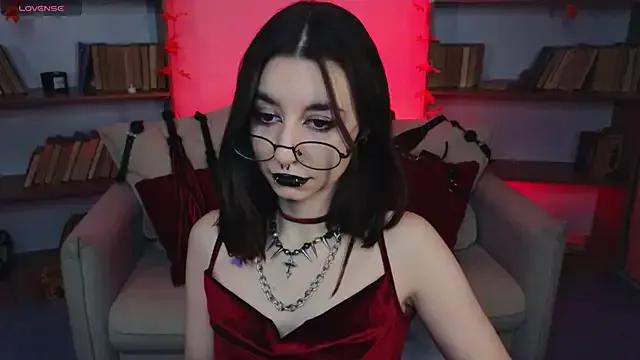 Freechat Mistress__Marcelline on StripChat