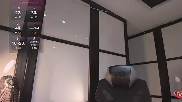 MistressMariam_ on StripChat