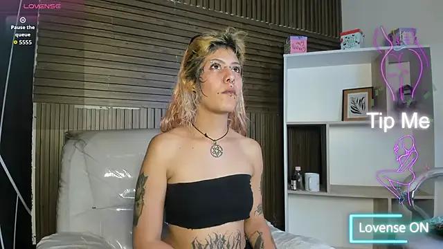 MistressMariam_ on StripChat