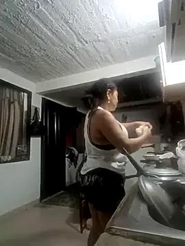 Freechat Morenaza6420 on StripChat