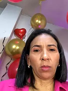 Freechat Mrsvictoriaaa on StripChat