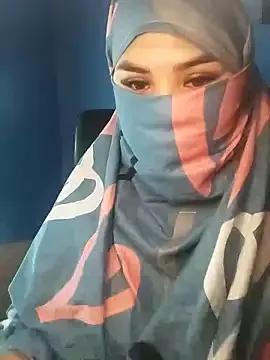 Nayla-Mouna on StripChat