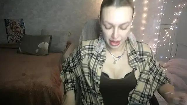 NickyAdamidi — mini shorts!