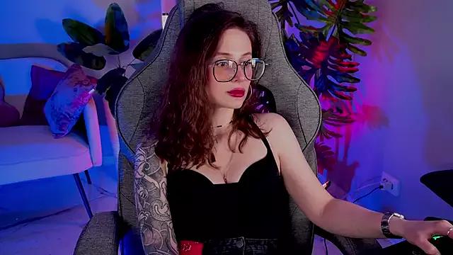 Freechat OliviaMcClean on StripChat