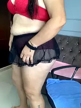 Orianabluee_ on StripChat