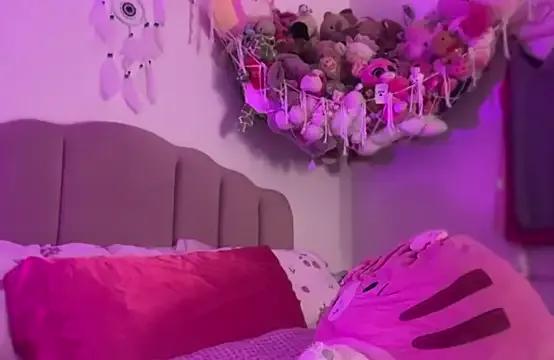 Freechat pinkie_piexx on StripChat