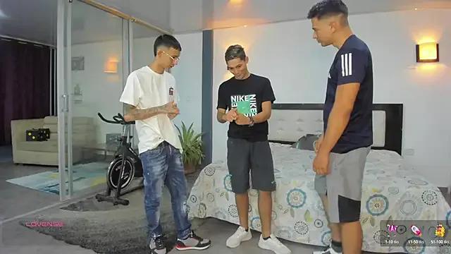 Freechat Playhardsexx on StripChat